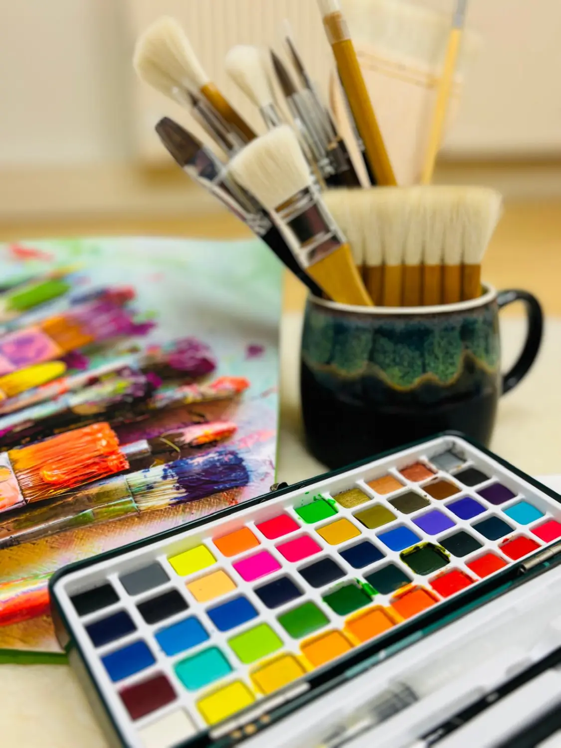 Sentio – eine Farbpalette mit Pinseln